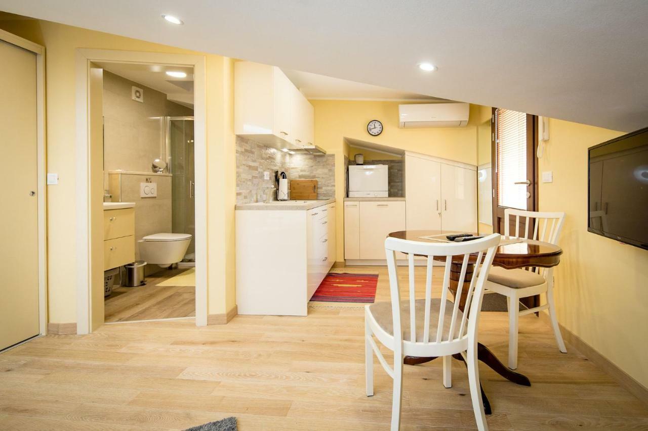 C&s Apartment