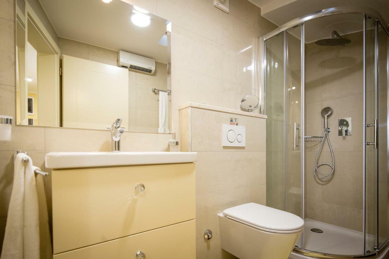 C&s Apartment *